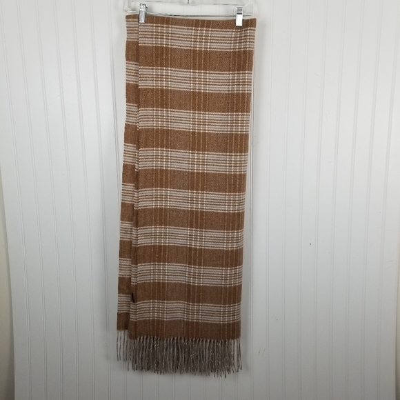 Mode By 2R Plaid Blanket Scarf Wrap Fringe Gold Tan Honey Gray Cream Soft Layer - Picture 3 of 8